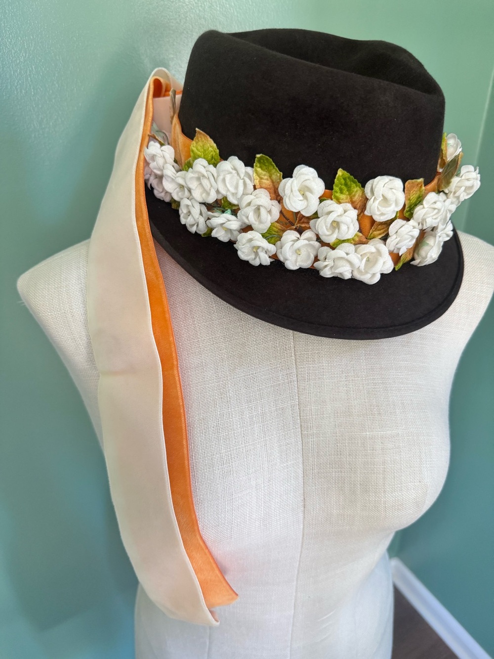 Vintage Mary Poppins Style Floral Trim Felt Hat with Roses and Orange Ribbon